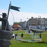 Luxuary Seaview Penthouse 2 Nights Or Sleeps 4