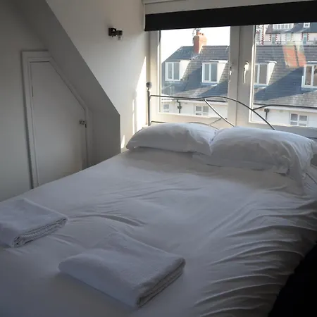 Luxuary Seaview Penthouse 2 Nights Or Sleeps 4 דירה וויטבי