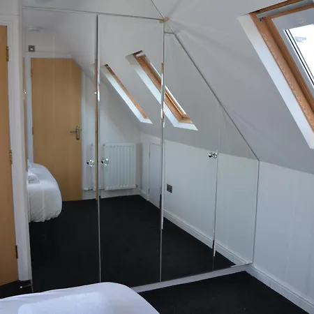 Luxuary Seaview Penthouse 2 Nights Or Sleeps 4 * וויטבי