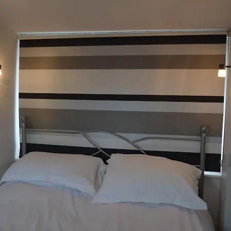 Luxuary Seaview Penthouse 2 Nights Or Sleeps 4 דירה