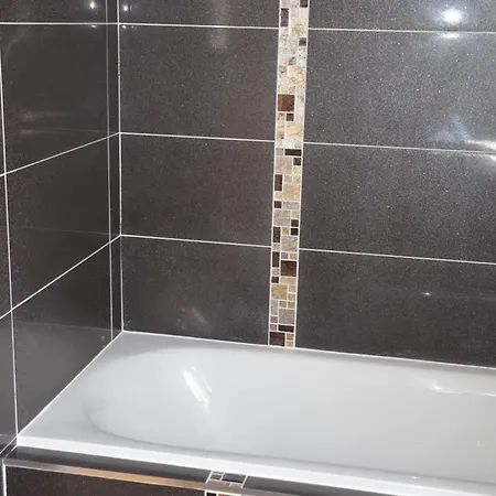 Luxuary Seaview Penthouse 2 Nights Or Sleeps 4 דירה וויטבי